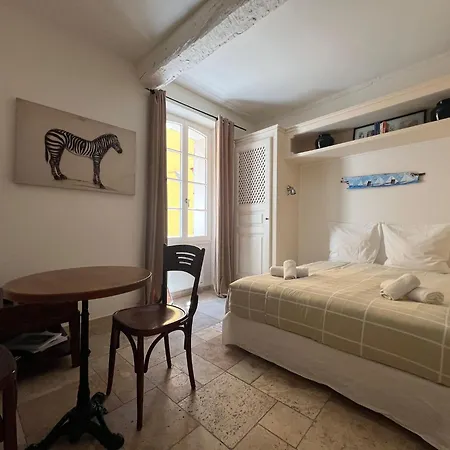 Maison Apartment